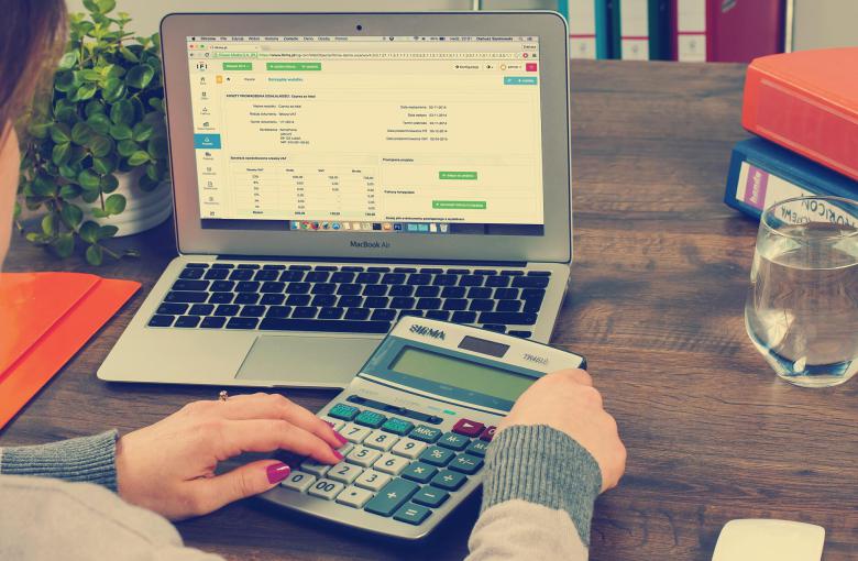 Laptop and calculator.